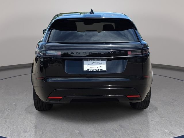 New 2026 Santorini Black LAND ROVER Dynamic SE image 6