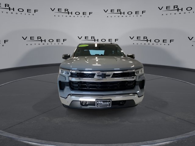Used 2024 Slate Gray Metallic Chevrolet LT image 3
