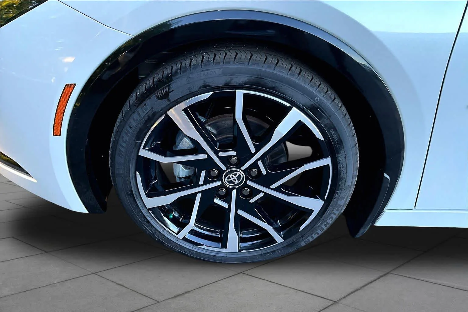 2026 Toyota Prius Plug-in Hybrid XSE - Photo 11