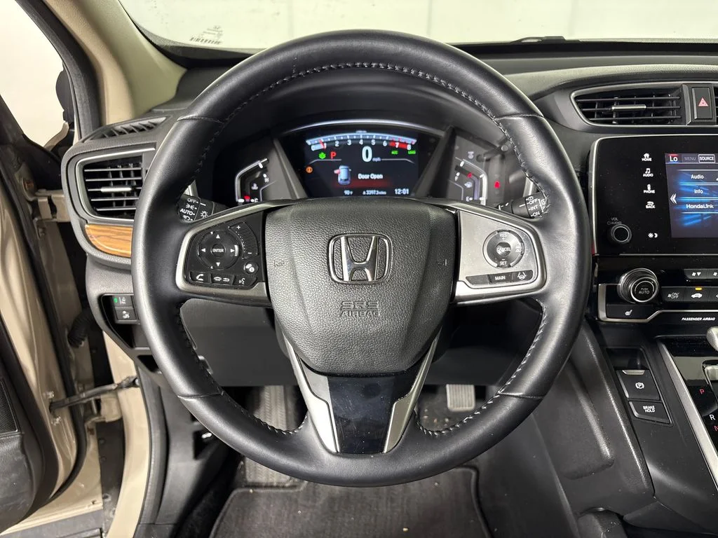 Certified Used 2018  Honda EX-L image 16