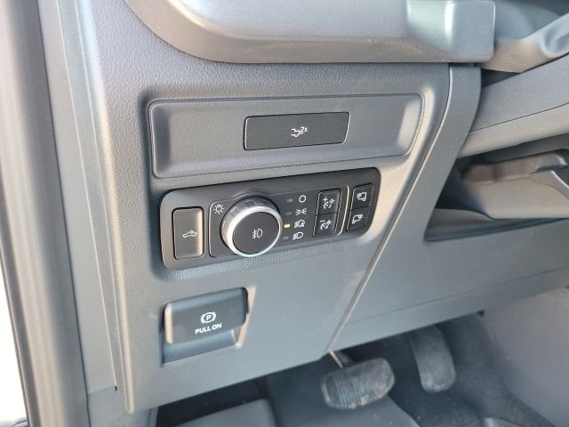 New 2026 Silver Ford XLT image 9