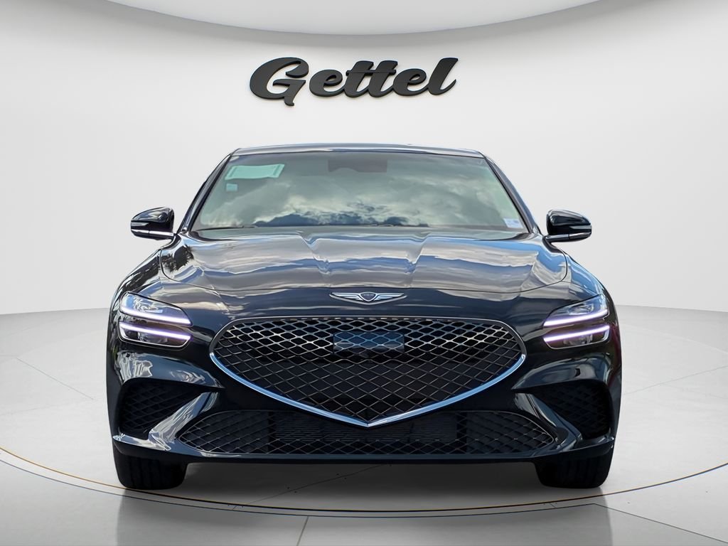 2026 GENESIS G70 Standard - Photo 9