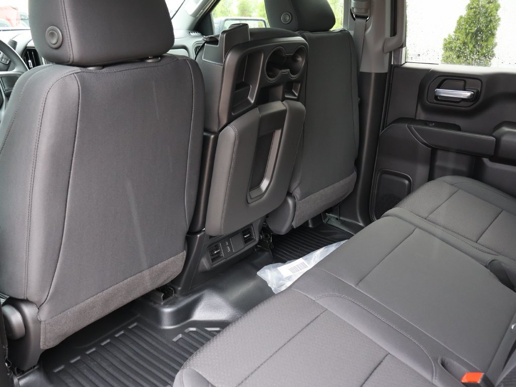 2026 GMC Sierra 1500 Pro - Photo 9