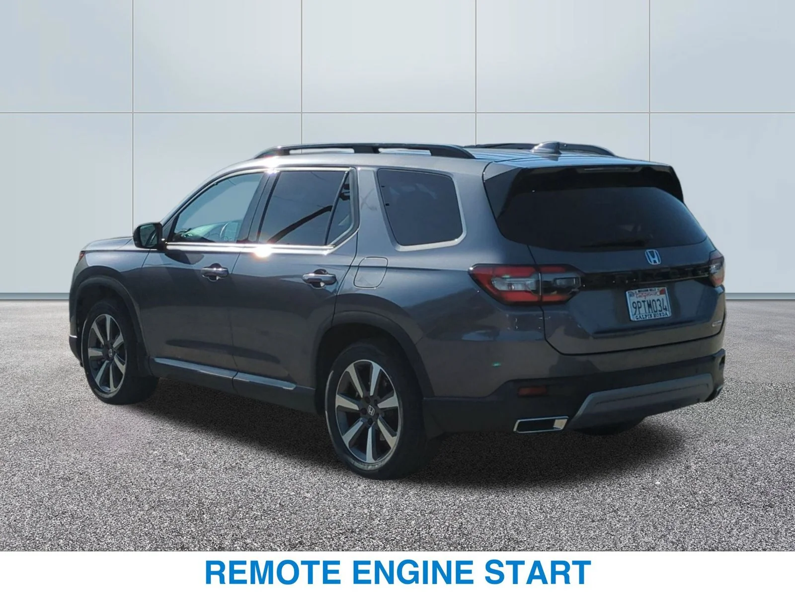 Used 2025 Gray Honda Touring image 9