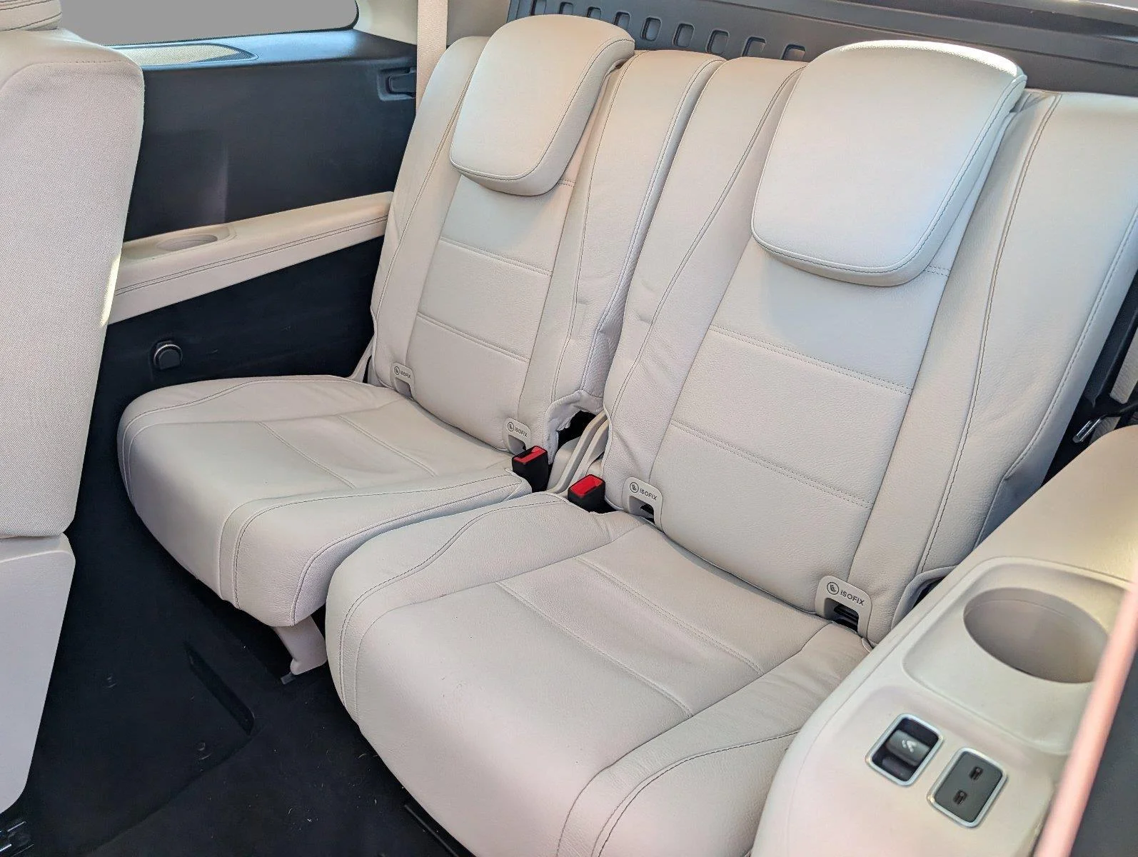 Used 2022 MANUFAKTUR Diamond White Bright Mercedes-Benz GLS 450 image 36