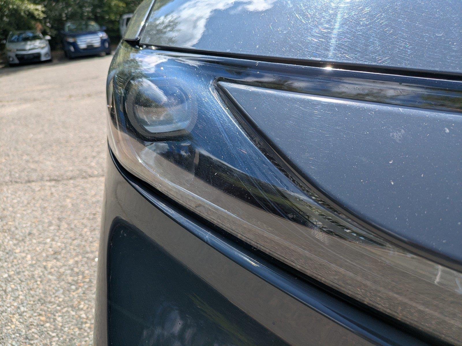 Used 2025  Toyota SE image 10