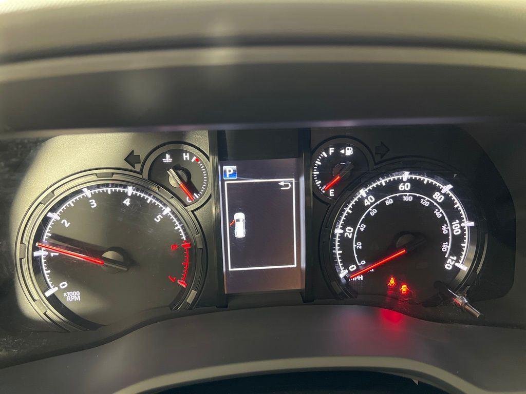 Used 2022 White Toyota Trail image 25