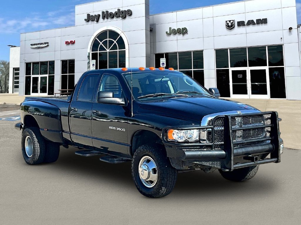 Used 2004 Black Dodge SLT image 1