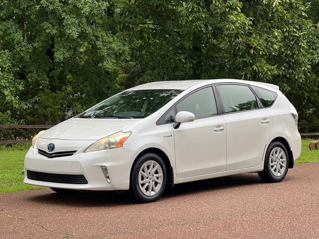 Used 2012 White Toyota Two image 1