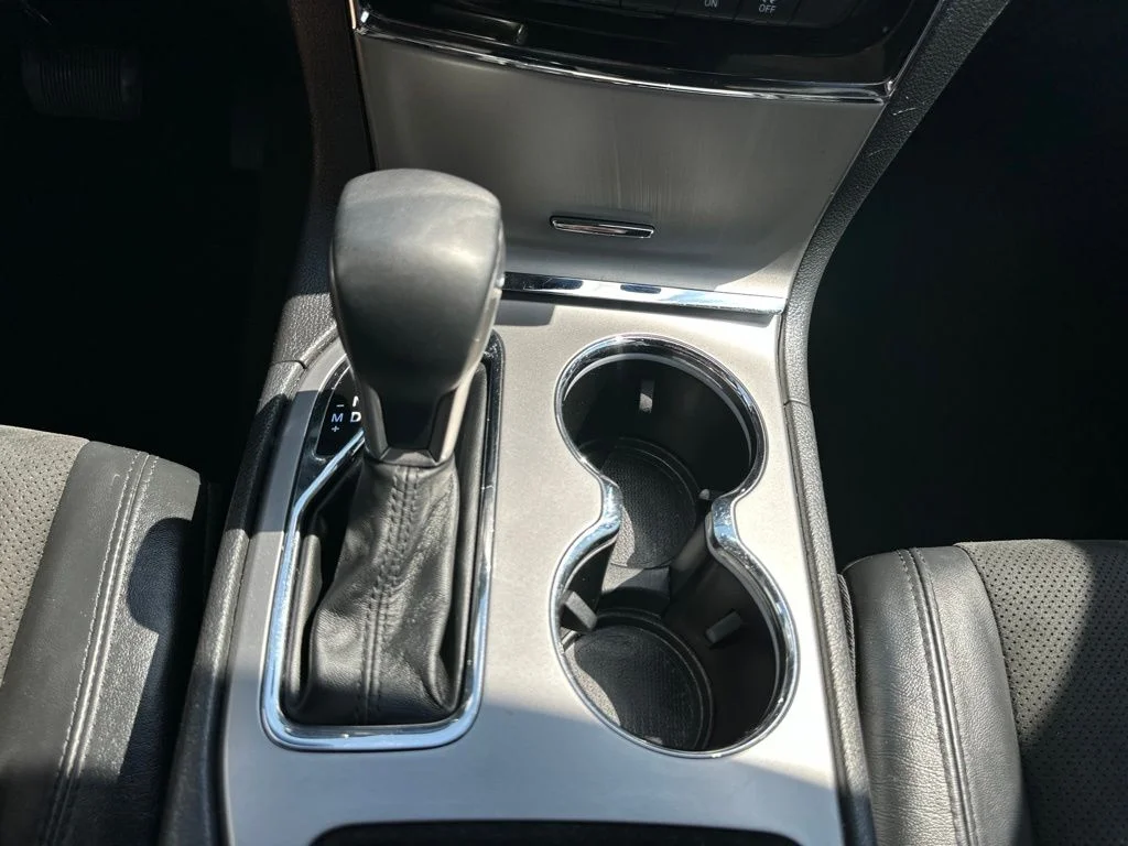 Used 2021 Black Jeep Laredo X image 36