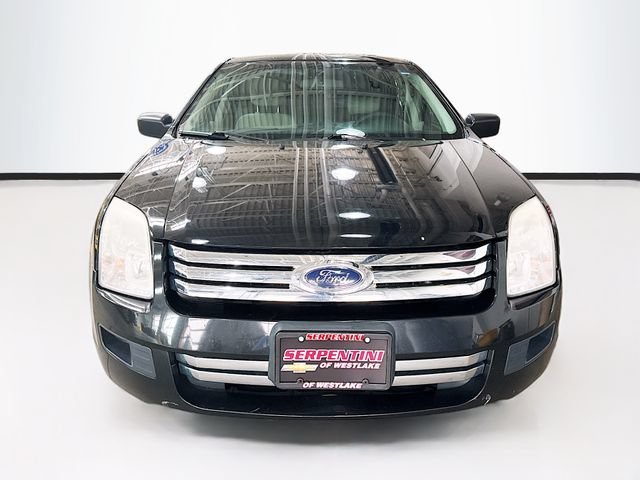 Used 2009  Ford S image 4