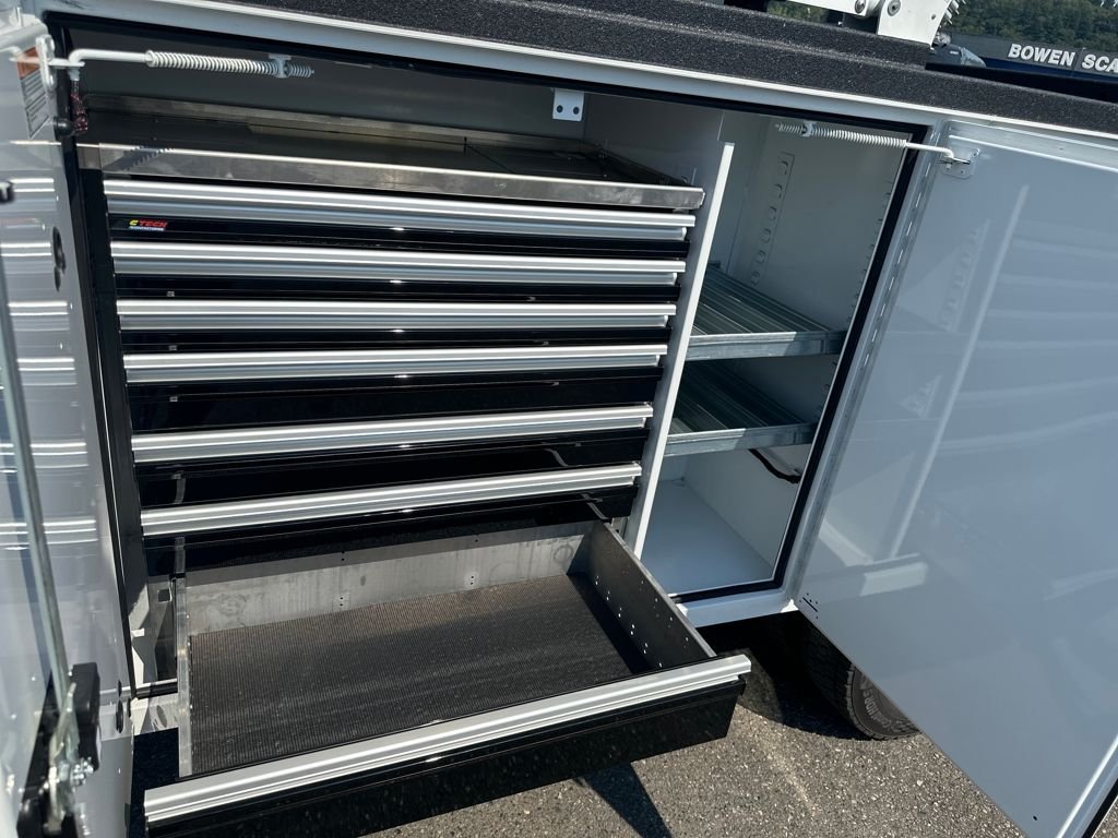 2025 Ford F-550 Super Duty Chassis Cab XL - Photo 21