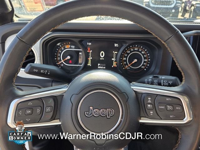 Used 2024 White Jeep Sahara image 26