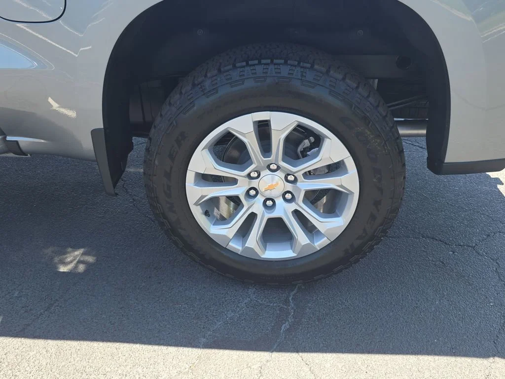 2026 Chevrolet Silverado 1500 LTZ - Photo 31