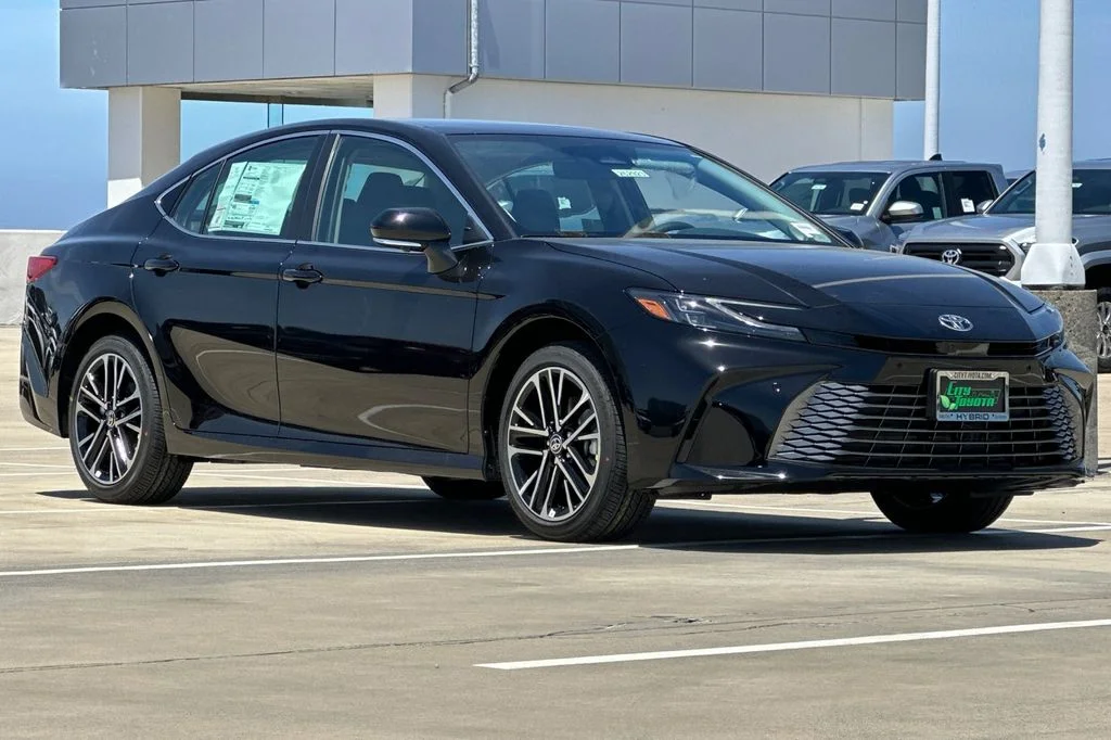 New 2026 Midnight Black Metallic Toyota  XLE AWD image 2