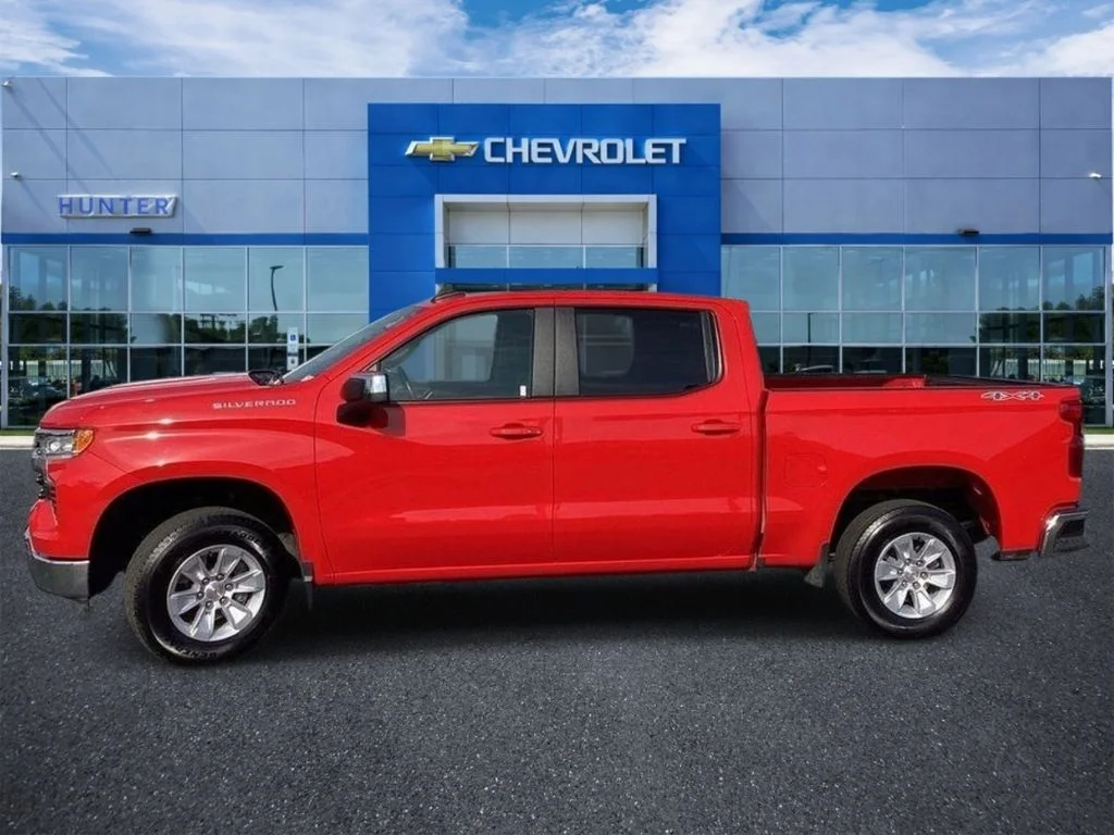 Used 2025 Red Hot Chevrolet LT image 6