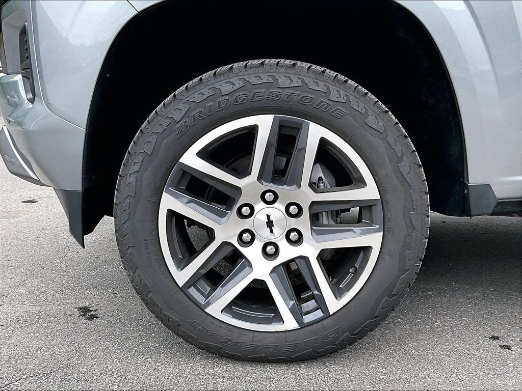 Used 2024 Sterling Gray Metallic Chevrolet Z71 image 7
