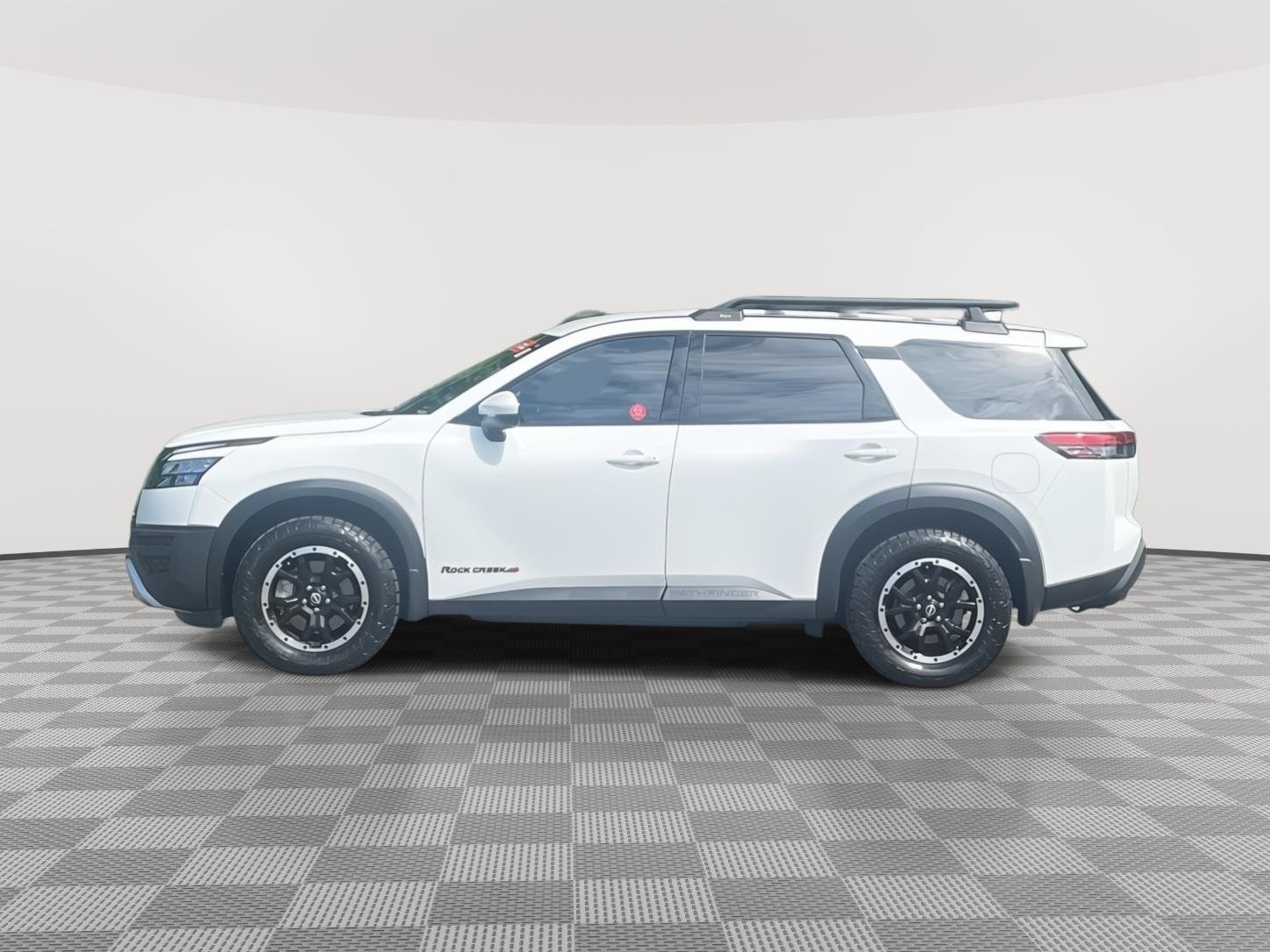 Used 2025 Glacier White Nissan Rock Creek image 8