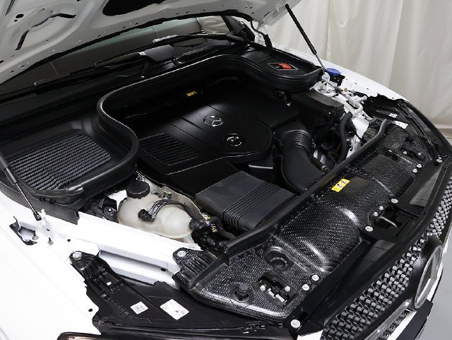 Certified Used 2026 Polar White Mercedes-Benz GLE 350 image 39