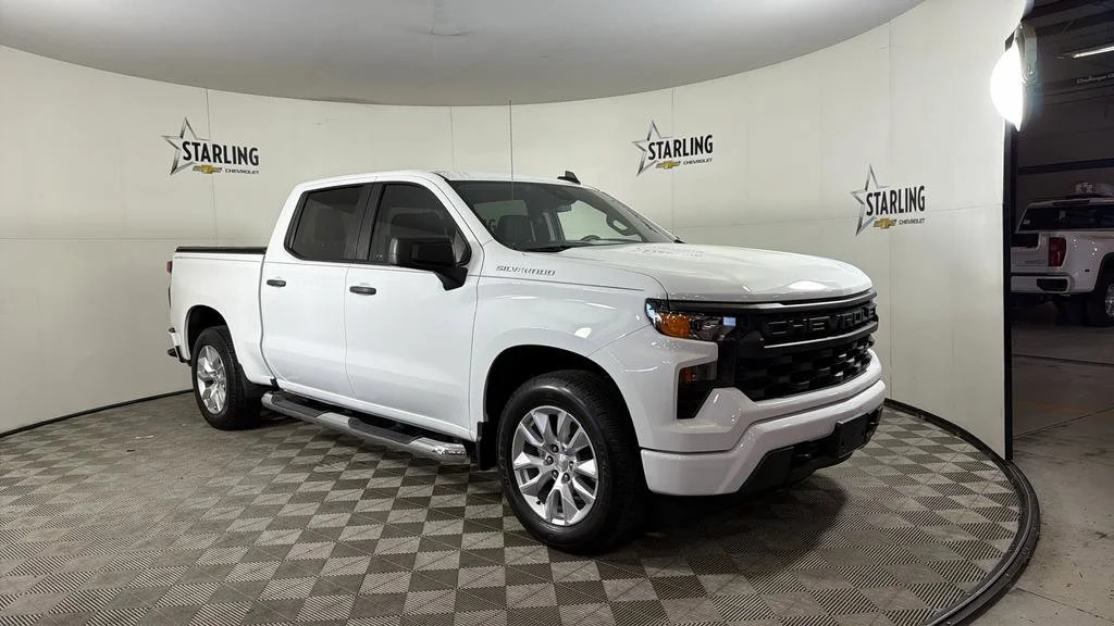 Used 2024 Summit White Chevrolet Custom image 14
