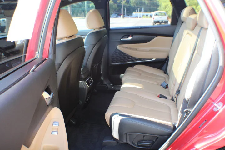 Used 2023 Red Hyundai Calligraphy image 16