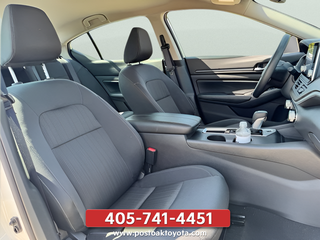 2025 Nissan Altima SV - Photo 33
