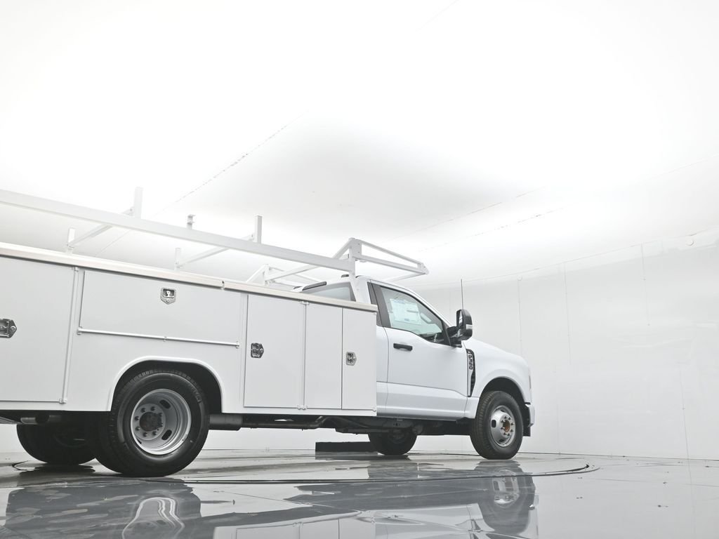 New 2026 Oxford White Ford XL image 48