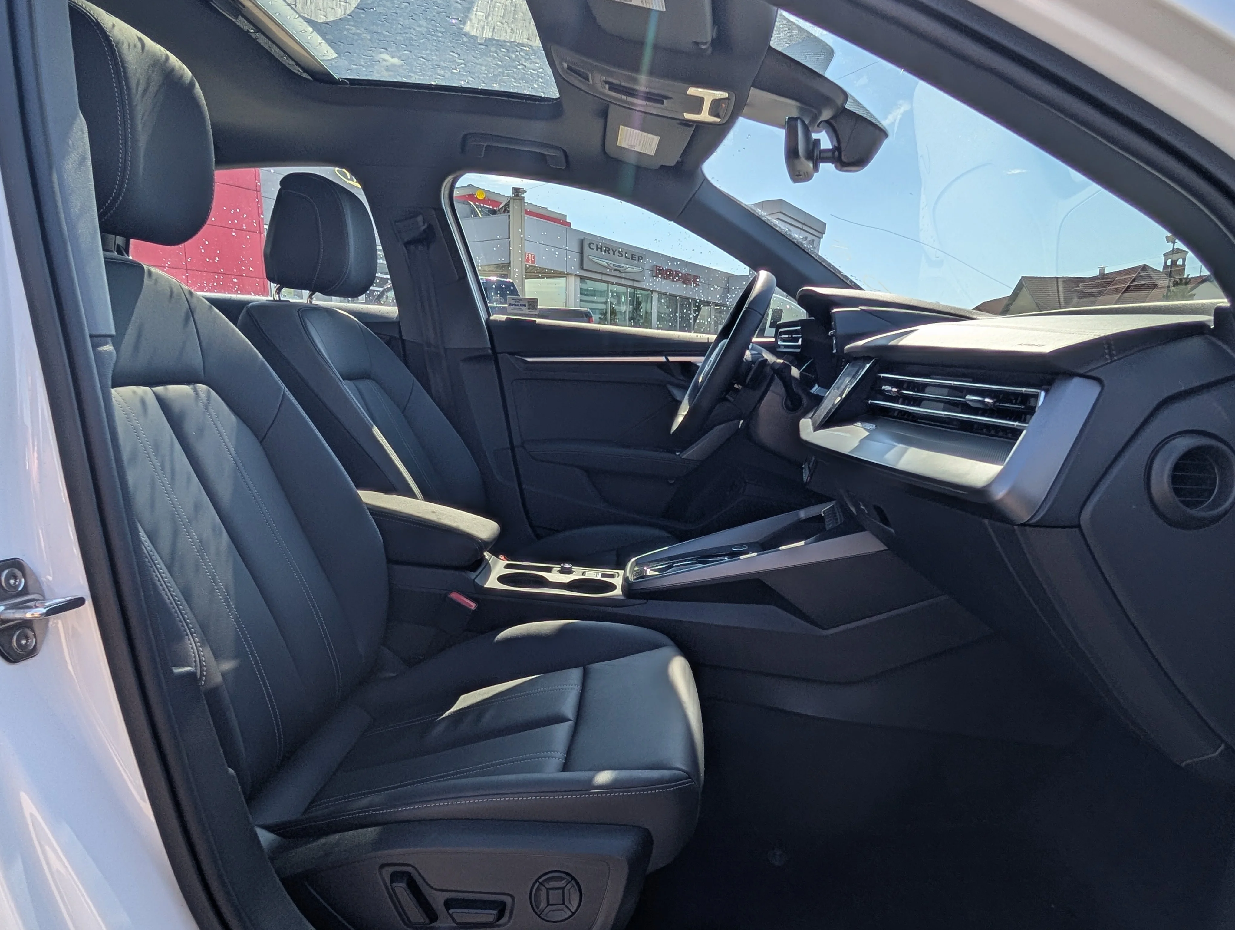 Used 2025 White Audi Progressiv image 21
