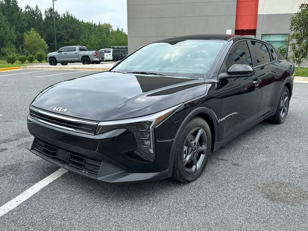 New 2026 Black Kia LXS image 3