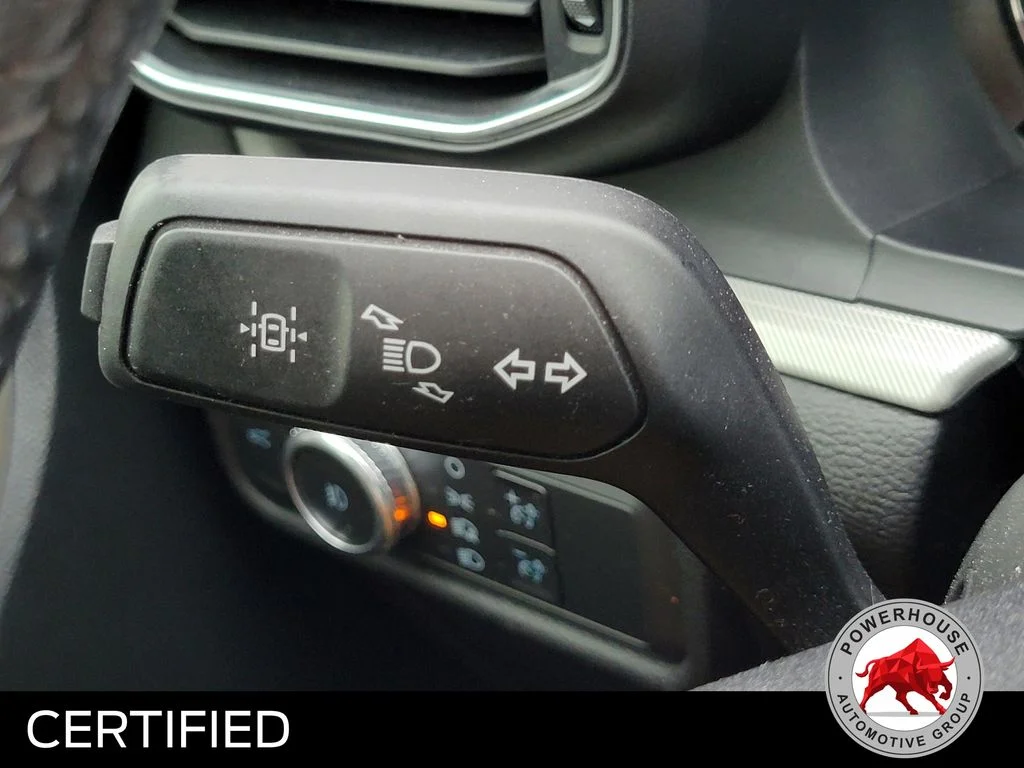 Used 2022 Blue Ford XLT image 33