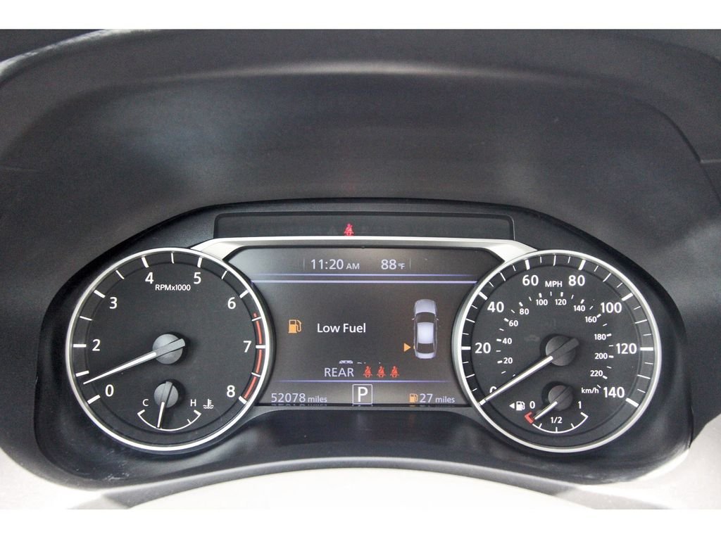 Used 2025 White Nissan 2.5 SV image 16