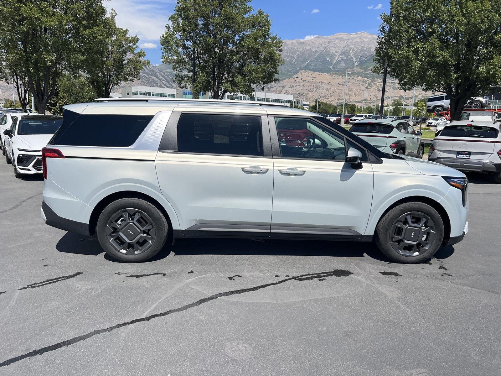 2026 Kia Carnival EX - Photo 6