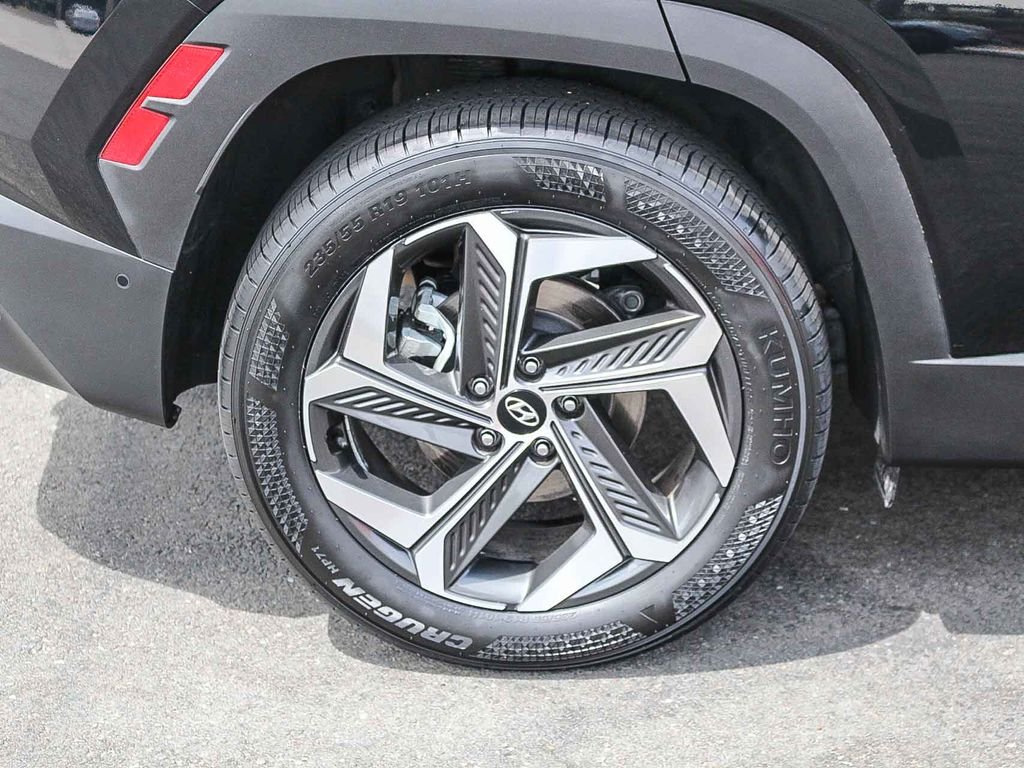 Used 2024 Black Hyundai Limited image 11