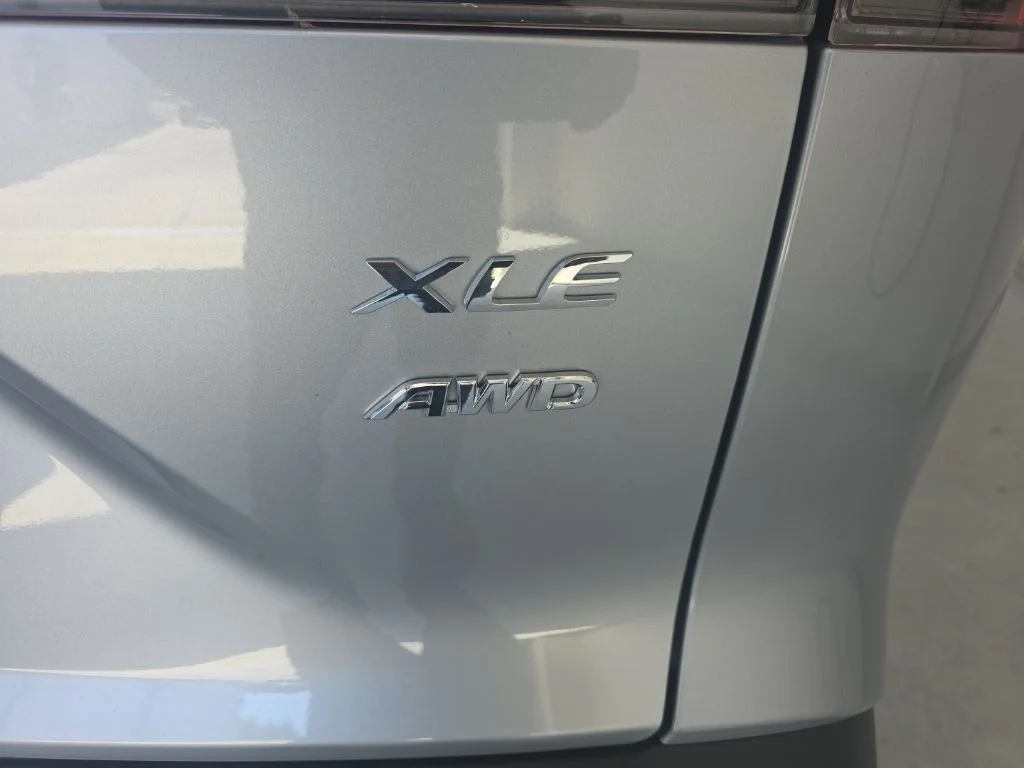 New 2026 Sonic Silver Toyota  XLE image 7