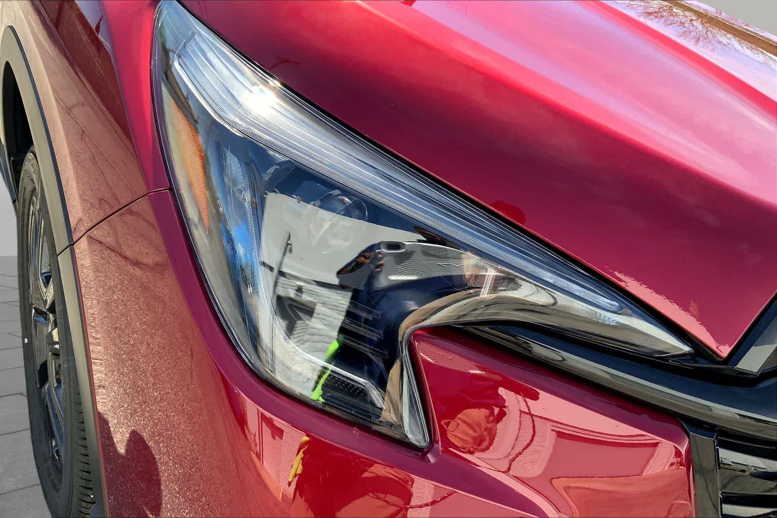 Used 2025 Crimson Red Pearl Subaru Onyx Edition Touring image 13