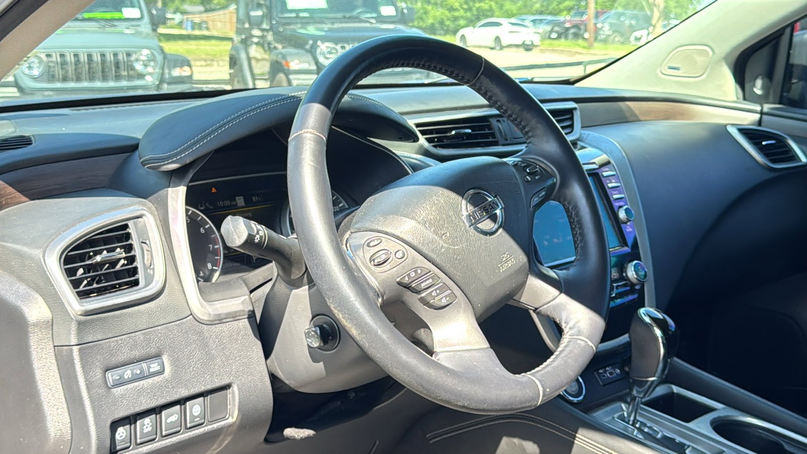 Certified Used 2020 Deep Blue Pearl Nissan Platinum image 10