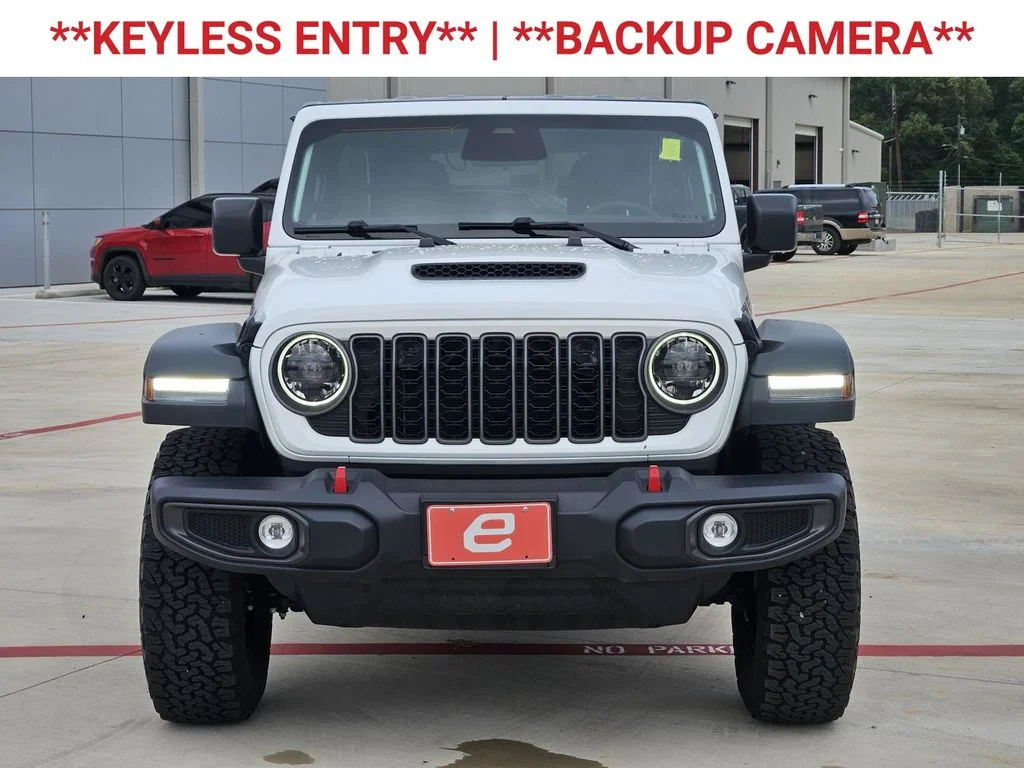 Used 2026 White Jeep Rubicon image 2