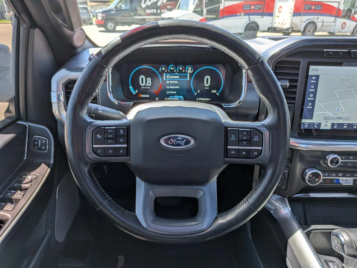 Used 2023 Black Ford Lariat 4wd Supercrew image 17