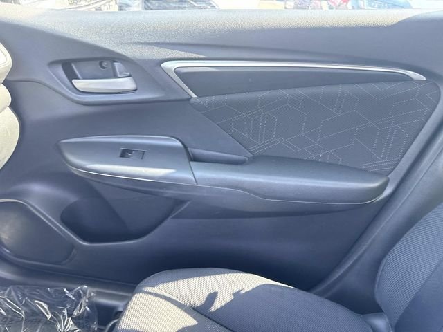 Used 2015 Alabaster Silver Metallic Honda EX image 23