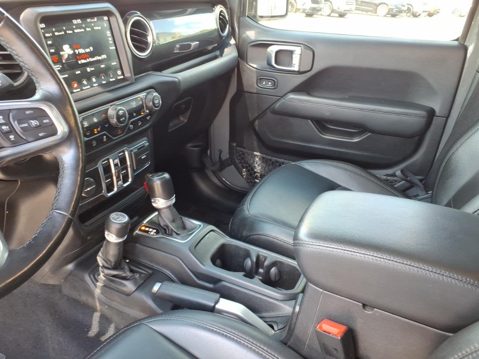 Used 2021 Sting-Grey Jeep Unlimited Altitude image 22