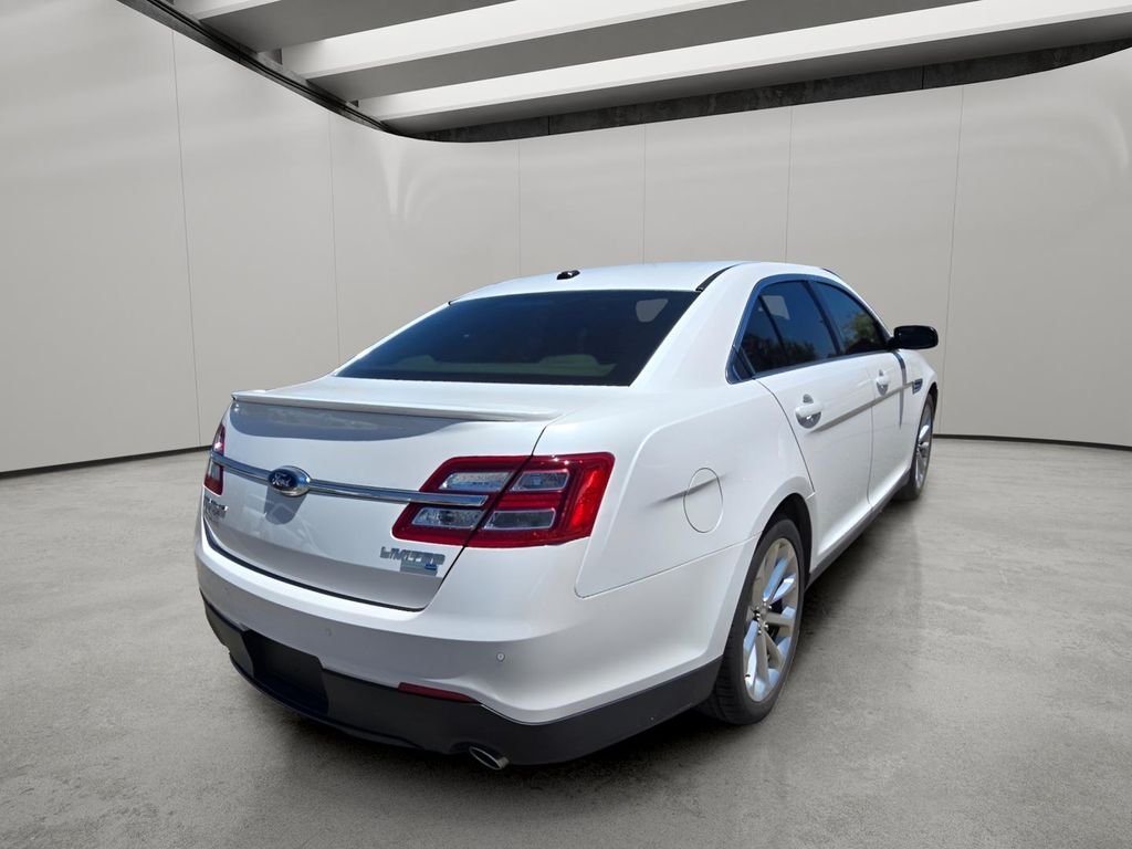Used 2016 White Platinum Metallic Tri-Coat Ford Limited image 10