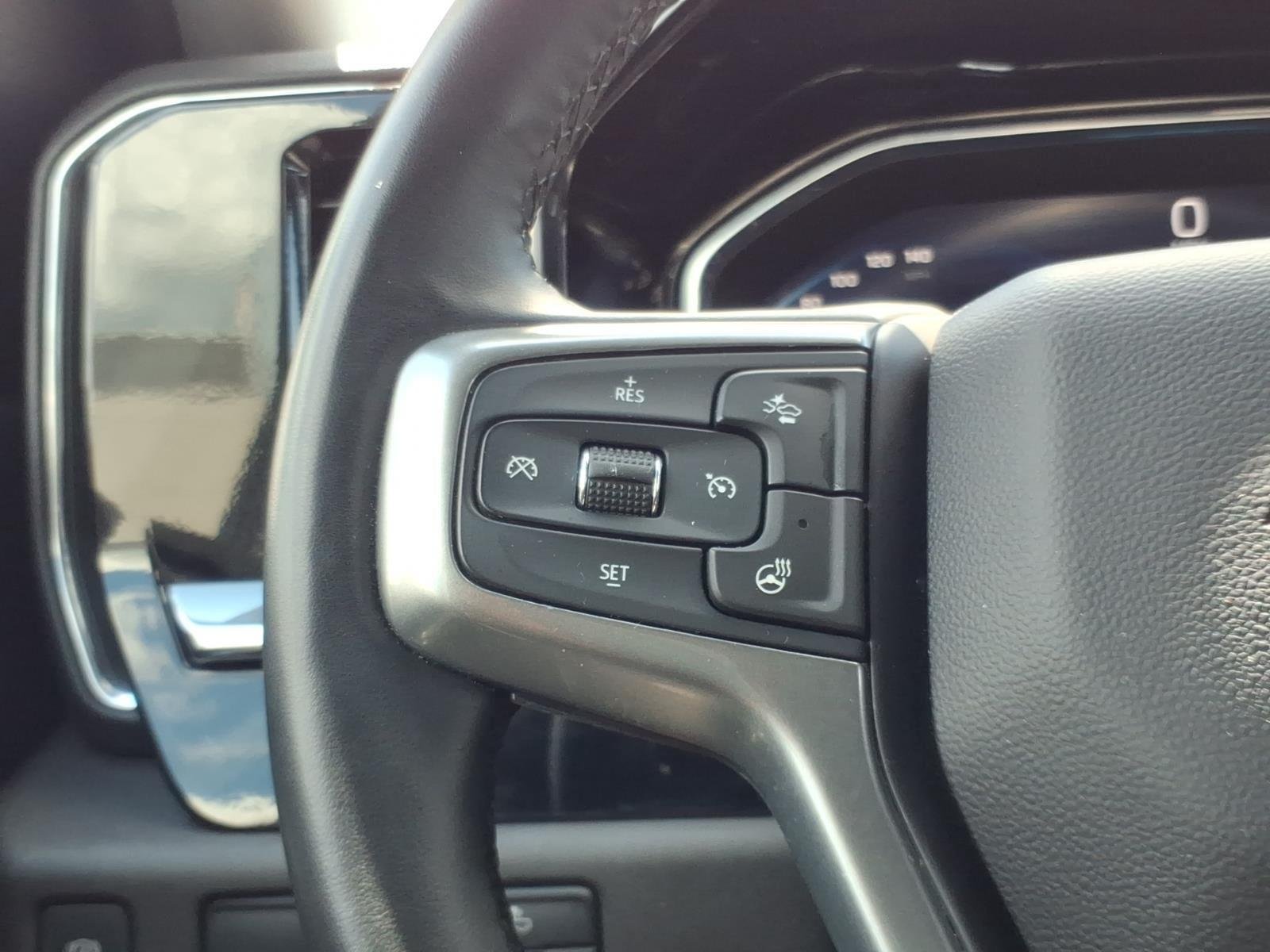 Used 2025 Black Chevrolet LT image 28