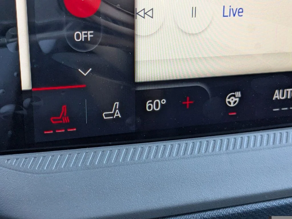 2025 Ford Maverick XLT - Photo 16