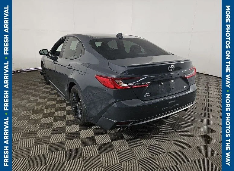 Used 2025 Gray Toyota SE image 4
