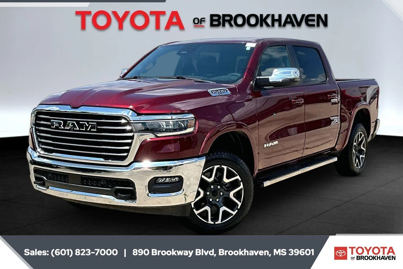 Used 2025 Delmonico Red Pearlcoat Ram Laramie image 10