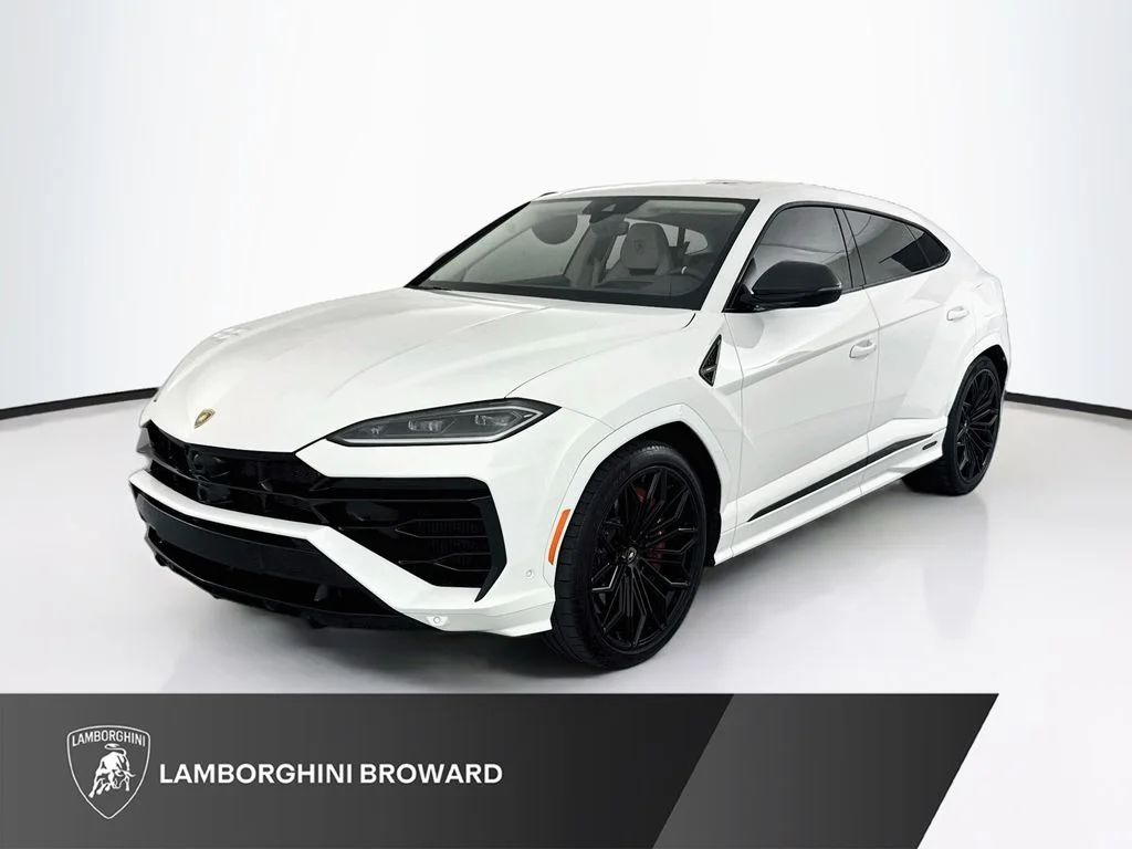 Used 2025 White Lamborghini SE image 1