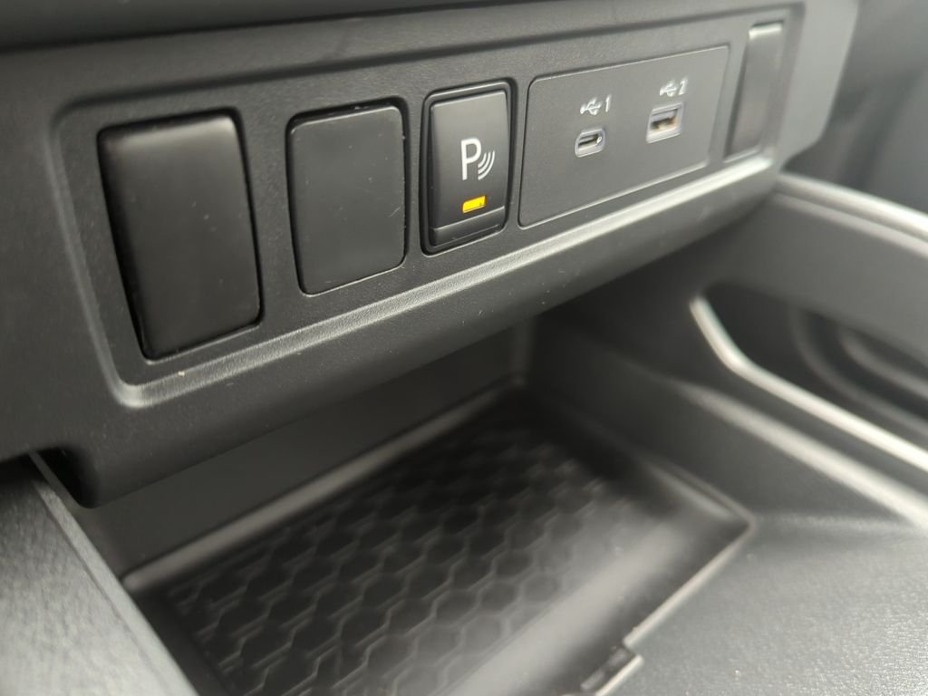 2026 Nissan Frontier SV - Photo 12