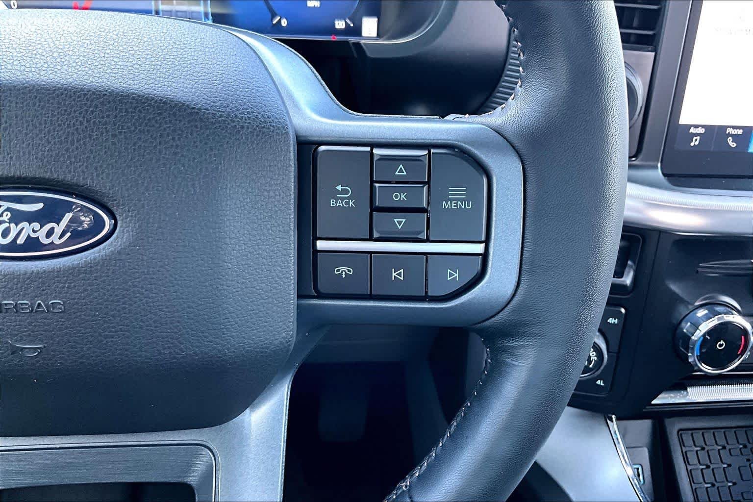 Used 2024 Iconic Silver Metallic Ford LARIAT image 23