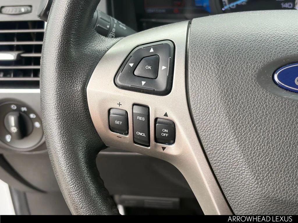 Used 2019 White Ford SEL image 16