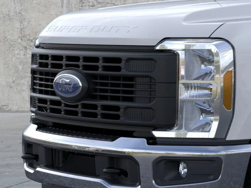 New 2026 Oxford White Ford XL image 17